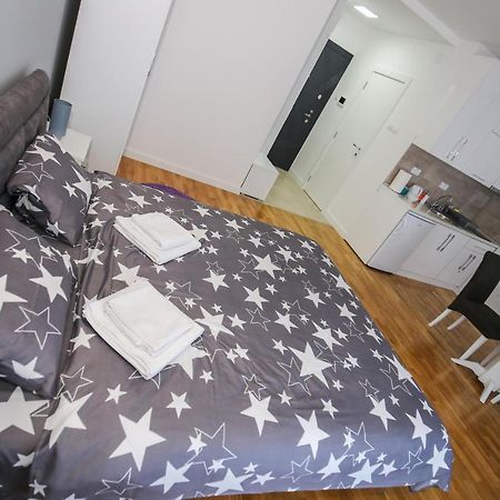 Manirosi 3 Apartman Subotica Buitenkant foto