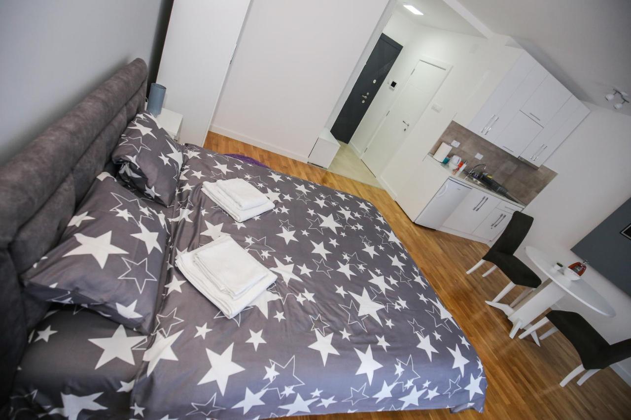 Manirosi 3 Apartman Subotica Buitenkant foto