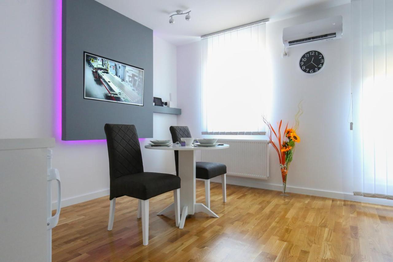 Manirosi 3 Apartman Subotica Buitenkant foto