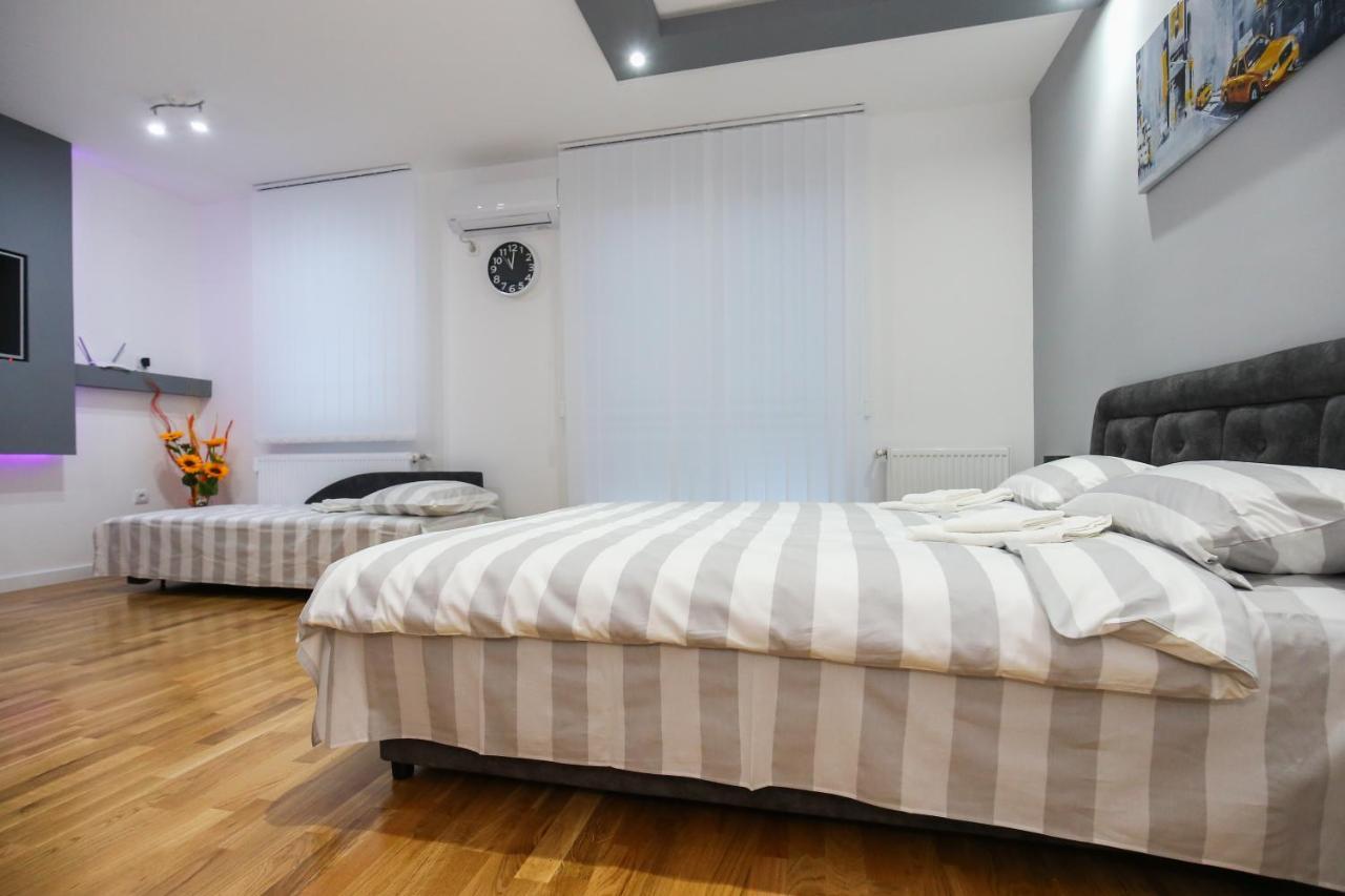 Manirosi 3 Apartman Subotica Buitenkant foto
